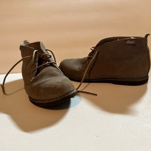 Ankle bootie , lace up . Excellent used condition. Barely worn.